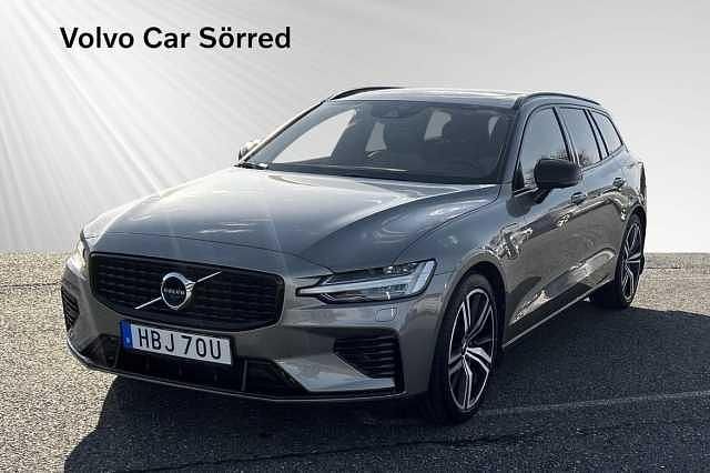 Grå Begagnad 2021 Volvo V60 R-Design Kombi | 389 000 kr (Marknadspris) - Bild 1/4