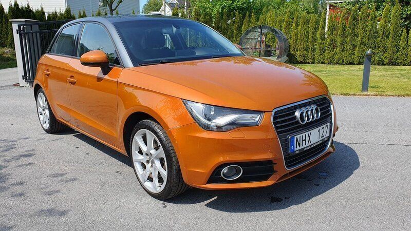 Orange Begagnad 2014 Audi A1 Sportback Sport Halvkombi | 90 000 kr (Marknadspris) - Bild 1/4