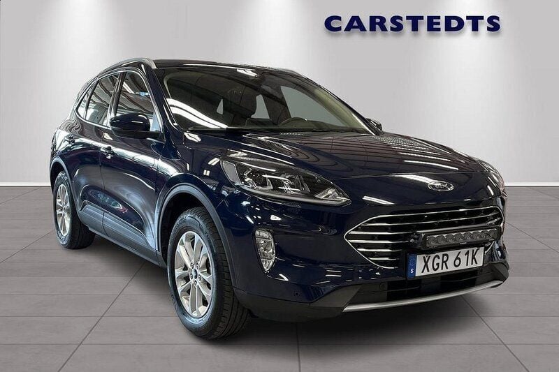 Blå Begagnad 2022 Ford Kuga Titanium SUV | 289 900 kr (Lite dyr) - Bild 1/4