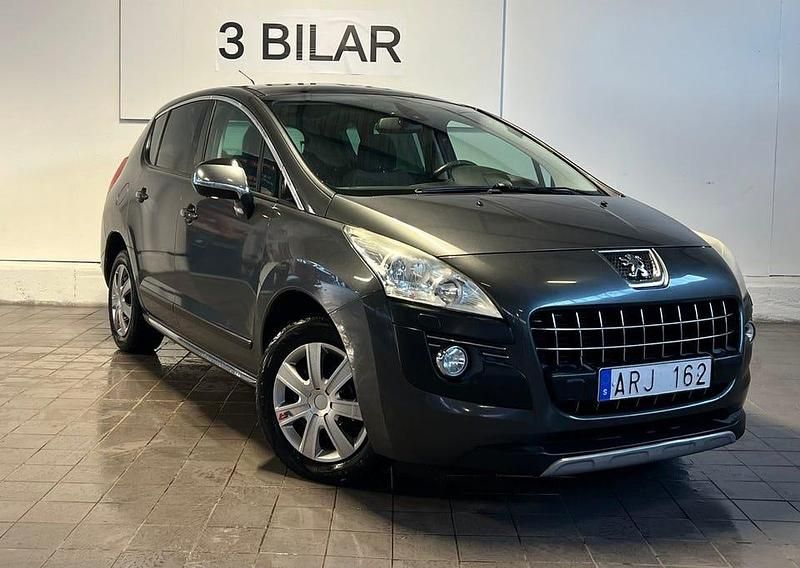 Grå Begagnad 2010 Peugeot 3008 Kombi | 31 990 kr (Marknadspris) - Bild 1/4