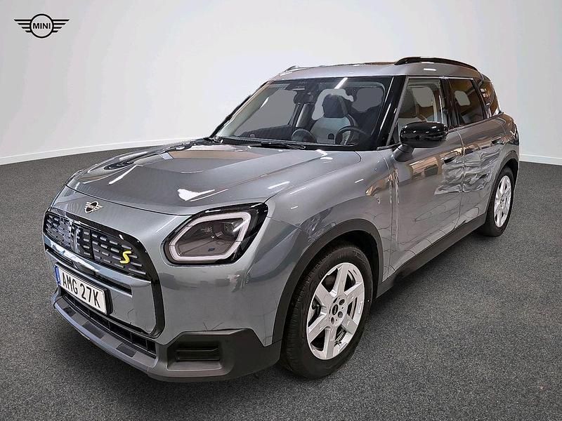 Grön Begagnad 2024 Mini Countryman SUV | 439 900 kr - Bild 1/4