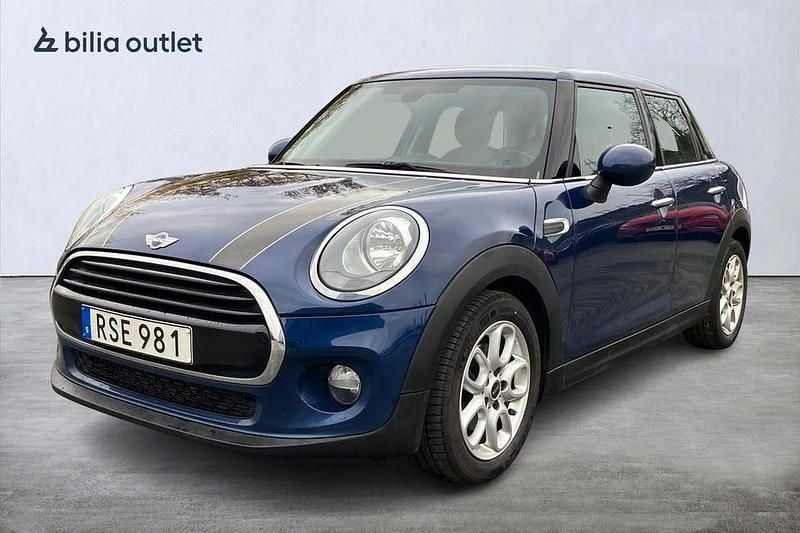 Blå Begagnad 2018 Mini Cooper Pepper Halvkombi | 129 900 kr (Marknadspris) - Bild 1/3