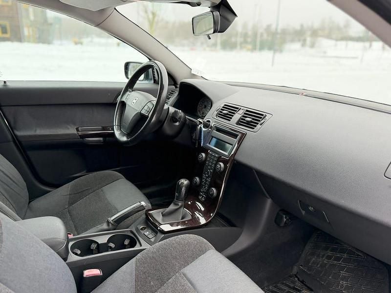 Begagnad Volvo S40 170 HK (125 kW) 2004 Sedan