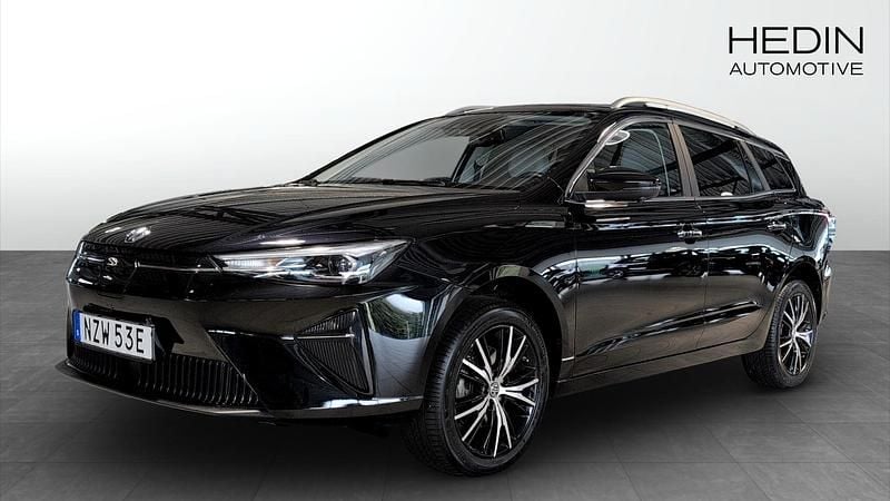Svart (black) Begagnad 2022 MG MG5 EV Luxury Kombi | 224 900 kr (Marknadspris) - Bild 1/4