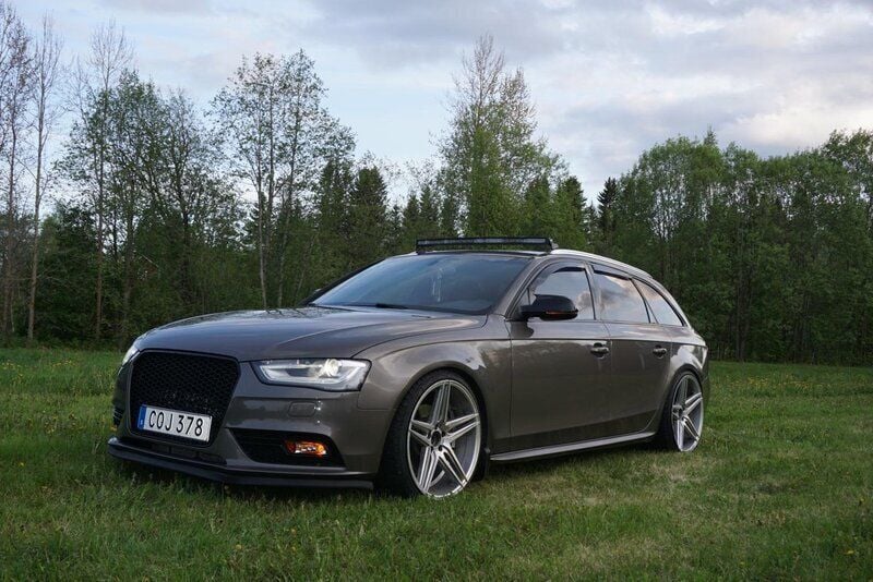 Grå Begagnad 2013 Audi A4 Kombi | 100 000 kr (Marknadspris) - Bild 1/4