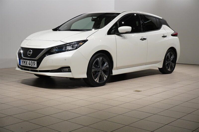 Vit Begagnad 2021 Nissan Leaf N-Connecta Halvkombi | 169 900 kr (Superpris) - Bild 1/4