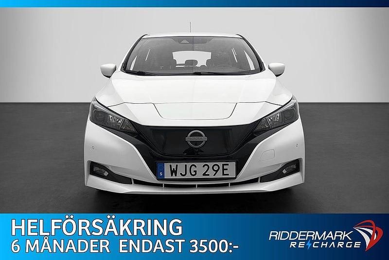 Vit Begagnad 2022 Nissan Leaf Halvkombi | 174 900 kr - Bild 1/4