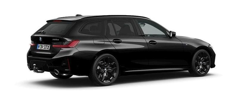 Ny BMW 330e Shadowline 2026 Svart Kombi