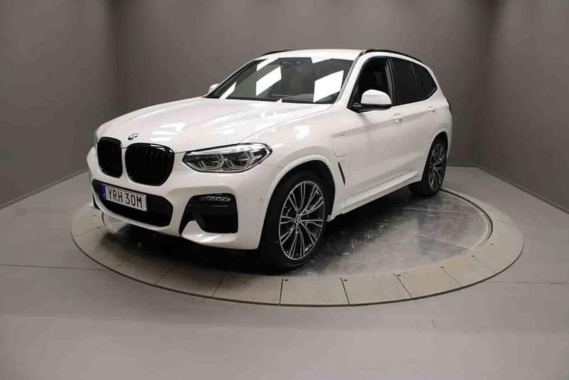 Vit Begagnad 2021 BMW X3 SUV | 429 000 kr (Marknadspris) - Bild 1/1