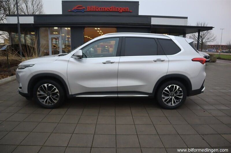 Silver Begagnad 2021 Maxus D60e SUV | 229 900 kr (Marknadspris) - Bild 1/4