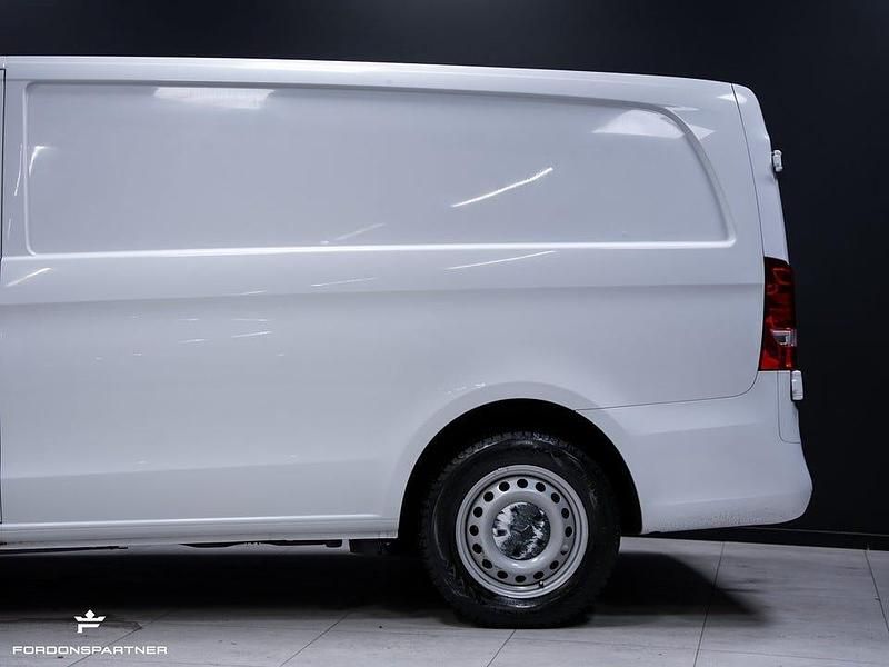 Begagnad Mercedes Vito 136 HK (100 kW) 2022 Vit Van