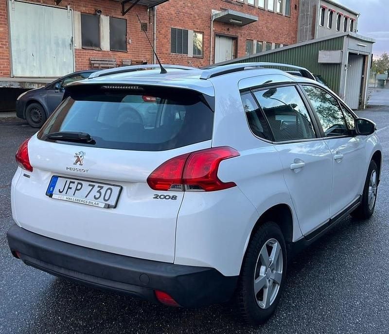Begagnad Peugeot 2008 82 HK (60 kW) 2016 Vit SUV