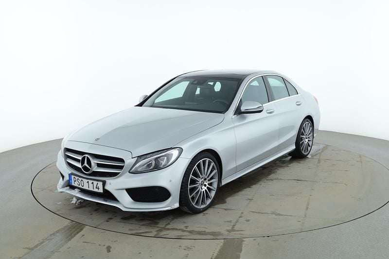 Silver Begagnad 2017 Mercedes C220 AMG line Sedan | 247 000 kr (Lite dyr) - Bild 1/4