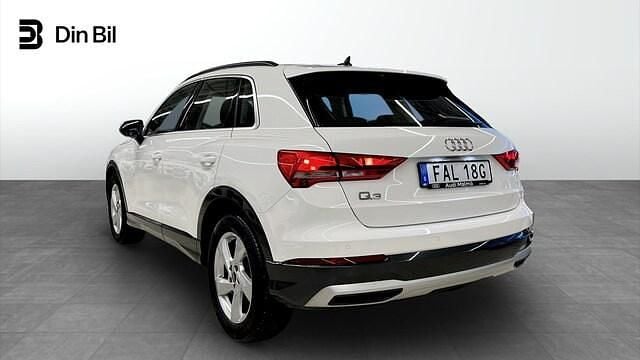 Begagnad Audi Q3 Advanced Plus 150 HK (110 kW) 2022 Vit SUV