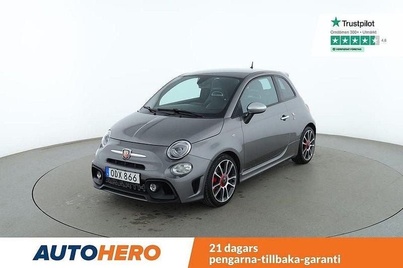 Grå Begagnad 2016 Abarth 595 Turismo Halvkombi | 162 000 kr (Bra pris) - Bild 1/4