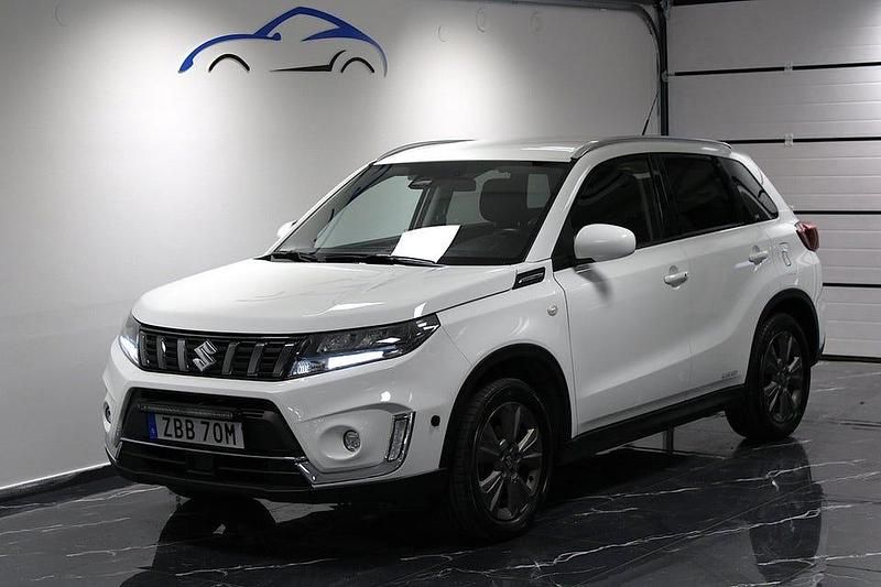 Begagnad Suzuki Vitara 116 HK (85 kW) 2022 Vit SUV