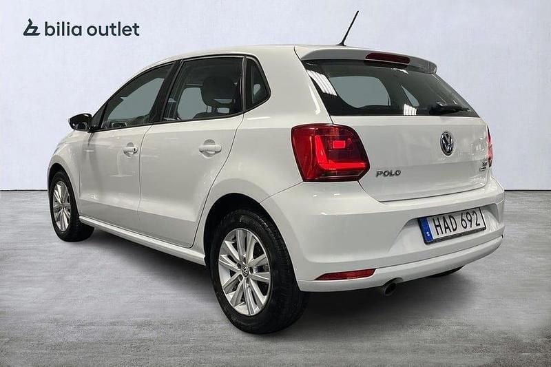 Begagnad VW Polo 90 HK (66 kW) 2015 Vit Halvkombi