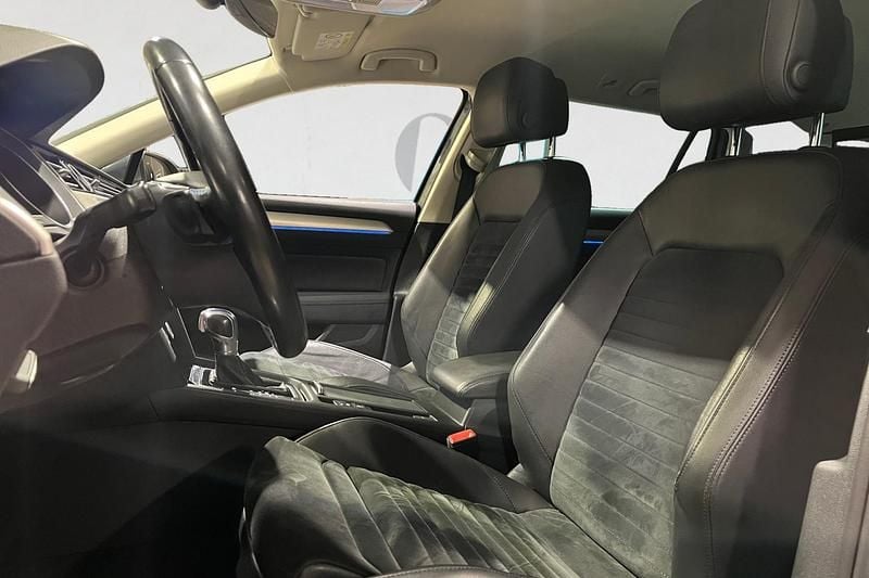 Begagnad VW Passat GTE 218 HK (160 kW) 2016 Grå Kombi