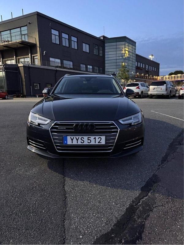 Grå Begagnad 2017 Audi A4 Kombi | 190 000 kr (Marknadspris) - Bild 1/4