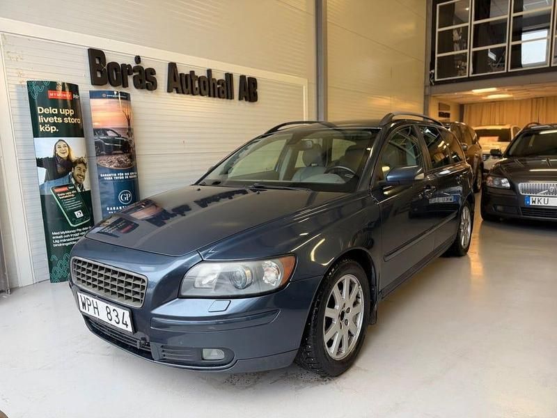 Begagnad Volvo V50 Summum 170 HK (125 kW) 2005 Blå Kombi