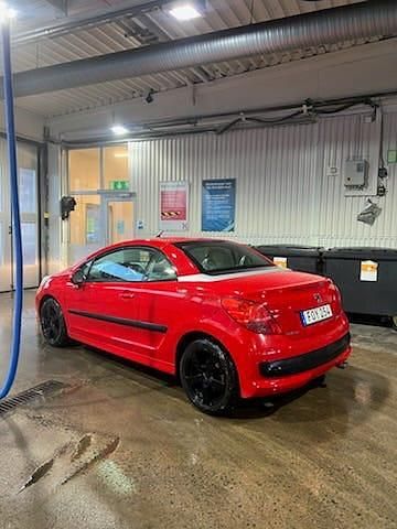 Begagnad Peugeot 207 CC 120 HK (88 kW) 2007 Cab