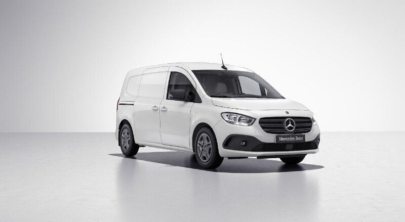Vit Ny 2024 Mercedes Citan 110 Van | 351 433 kr (Lite dyr) - Bild 1/4