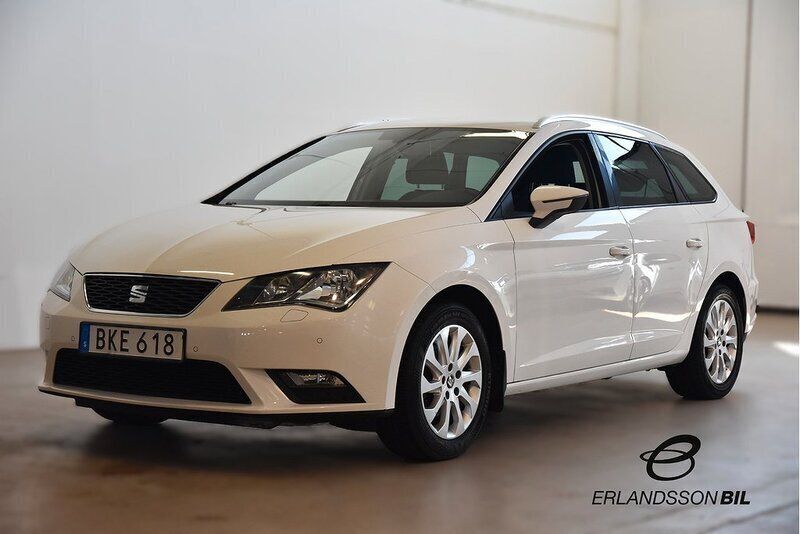 Vit Begagnad 2015 Seat Leon ST Style Kombi | 114 900 kr (Marknadspris) - Bild 1/4