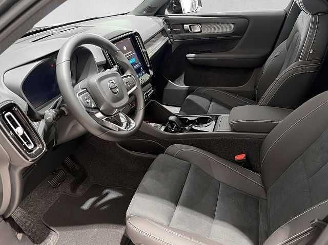 Ny Volvo EX40 Performance 324 kW (441 HK) 2026 Grön SUV