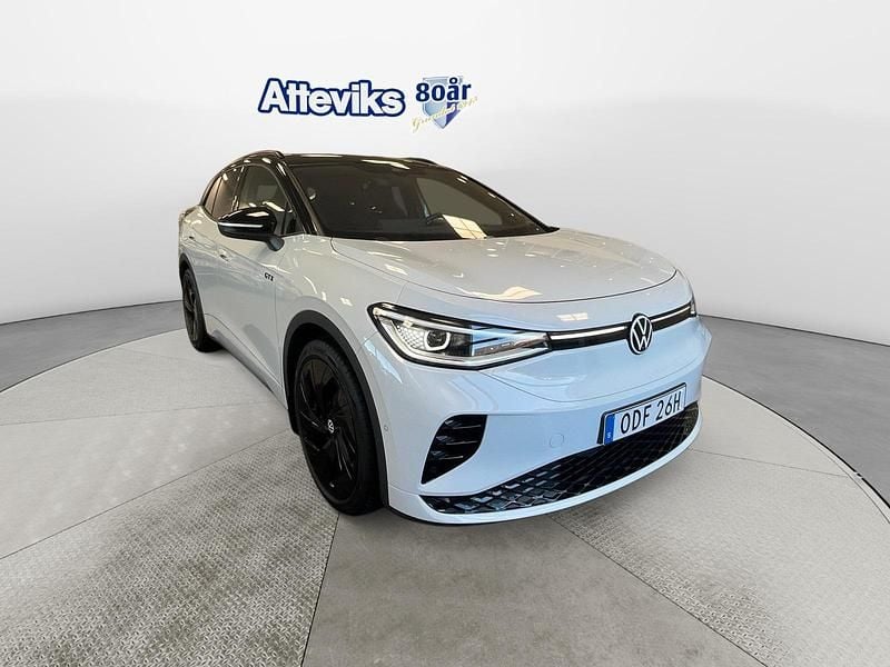 Vit Begagnad 2025 VW ID.4 GTX SUV | 549 500 kr - Bild 1/4
