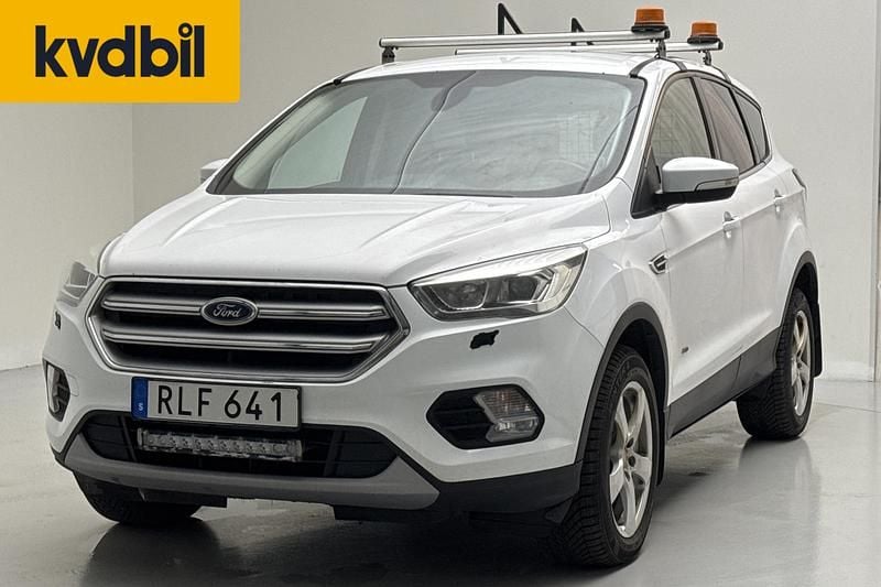 Begagnad Ford Kuga 150 HK (110 kW) 2017 Vit SUV