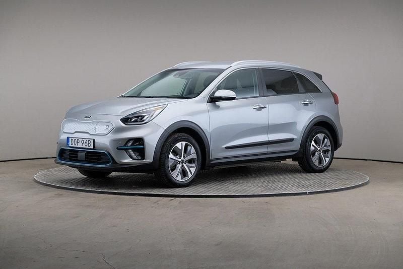 Grå Begagnad 2019 Kia e-Niro Advance SUV | 209 000 kr (Bra pris) - Bild 1/4