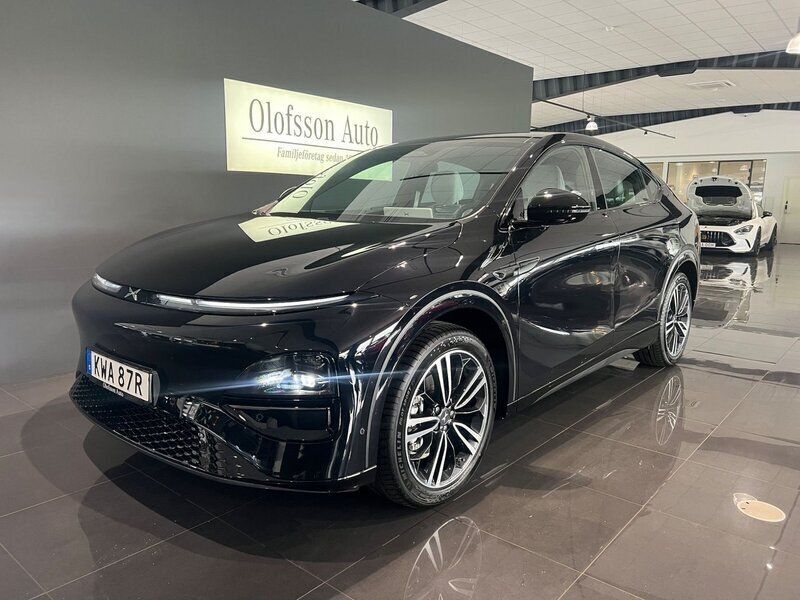 Svart (midnight black) Ny 2024 XPENG G6 SUV | 641 800 kr - Bild 1/4
