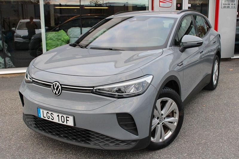 Grå Begagnad 2023 VW ID.4 Pro Performance SUV | 334 900 kr (Bra pris) - Bild 1/4