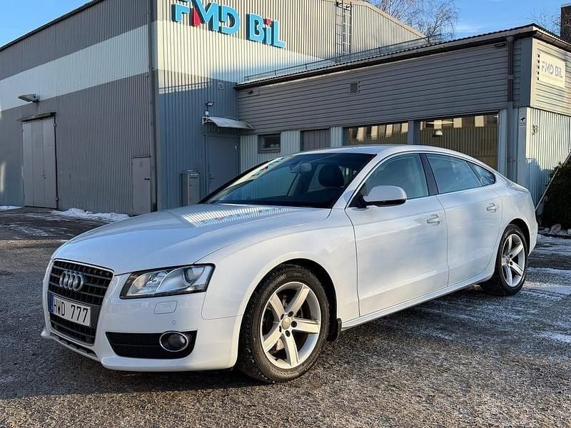 Begagnad Audi A5 Sportback Comfort 180 HK (132 kW) 2011 Vit Halvkombi