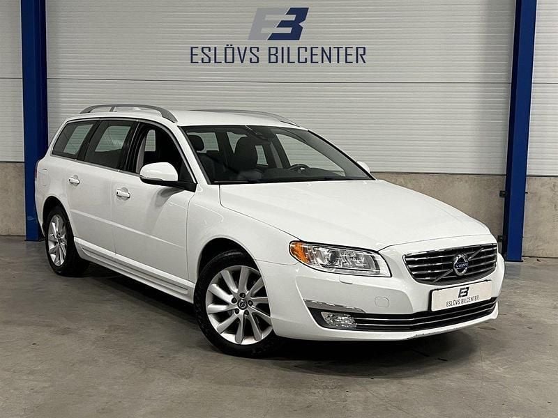 Vit Begagnad 2014 Volvo V70 Summum Kombi | 159 990 kr (Dyr) - Bild 1/4