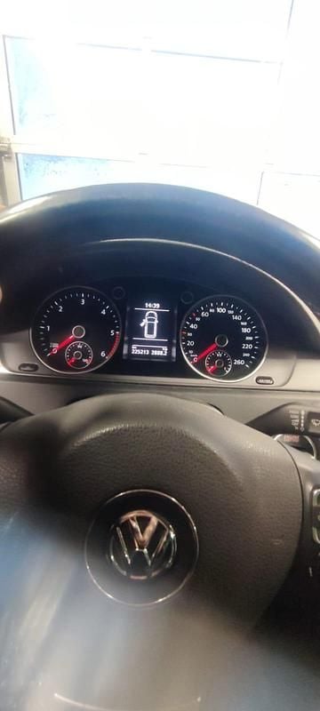 Begagnad VW Passat 177 HK (130 kW) 2012