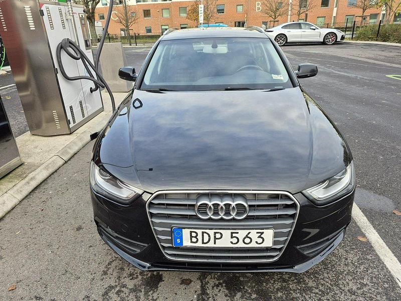 Svart Begagnad 2014 Audi A4 Kombi | 99 000 kr (Bra pris) - Bild 1/4