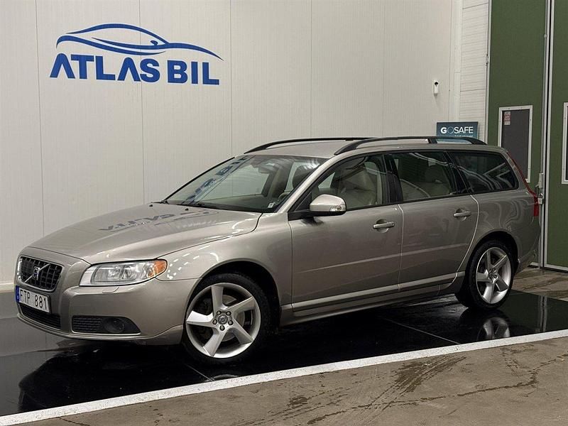 Ljusbrun Begagnad 2007 Volvo V70 Momentum Kombi | 79 900 kr (Lite dyr) - Bild 1/4