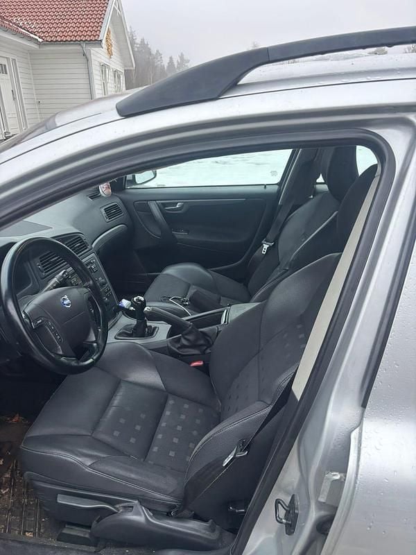 Begagnad Volvo V70 140 HK (102 kW) 2006 Kombi