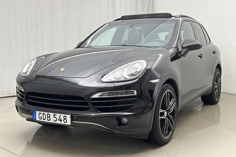 Svart Begagnad 2012 Porsche Cayenne SUV | 119 000 kr (Bra pris) - Bild 1/4
