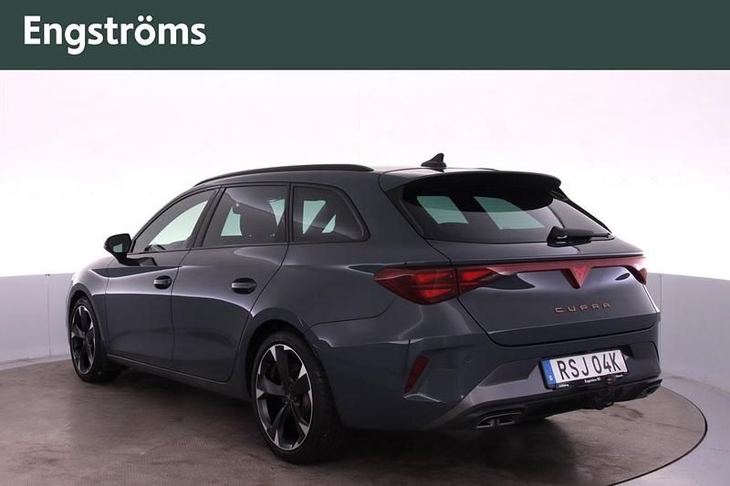 Begagnad Cupra Leon 150 HK (110 kW) 2024 Blå Kombi