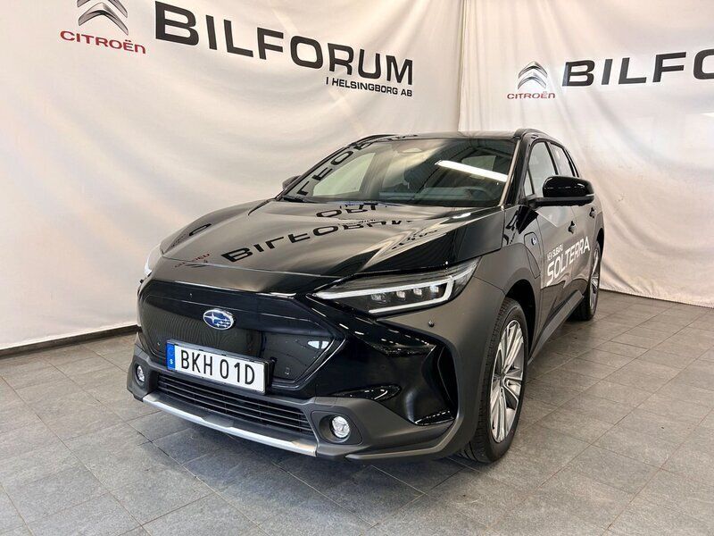 Svart Begagnad 2023 Subaru Solterra SUV | 539 000 kr (Lite dyr) - Bild 1/4
