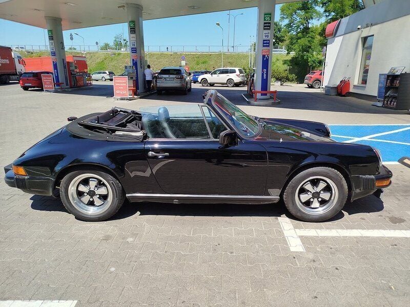 Begagnad 1983 Porsche 911 Cab | 535 000 kr - Bild 1/4