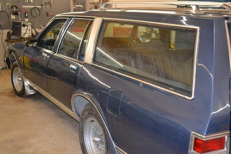 Begagnad Chevrolet Caprice 250 HK (183 kW) 1988 Sedan