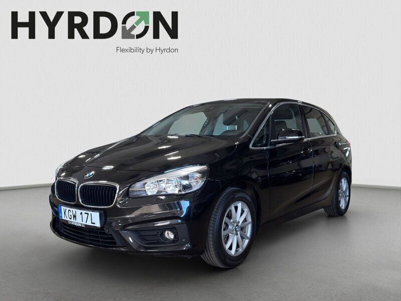 Svart Begagnad 2015 BMW 218 Active Tourer Minibuss | 99 900 kr (Marknadspris) - Bild 1/4