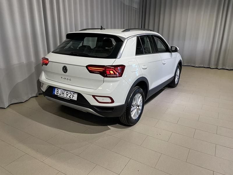 Begagnad VW T-Roc Life 151 HK (111 kW) 2023 Vit SUV