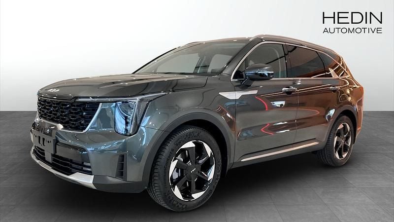 Grå (grey) Ny 2025 Kia Sorento Advance SUV | 659 900 kr - Bild 1/4
