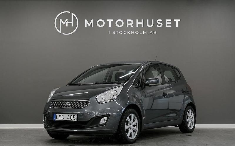 Begagnad Kia Venga Comfort 125 HK (91 kW) 2011 Grå Halvkombi