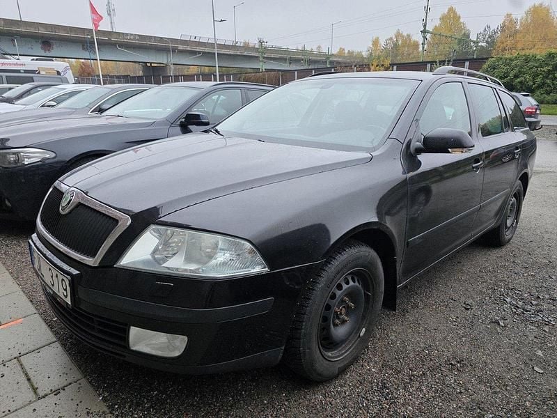 Svart Begagnad 2007 Skoda Octavia Kombi | 44 000 kr (Dyr) - Bild 1/3