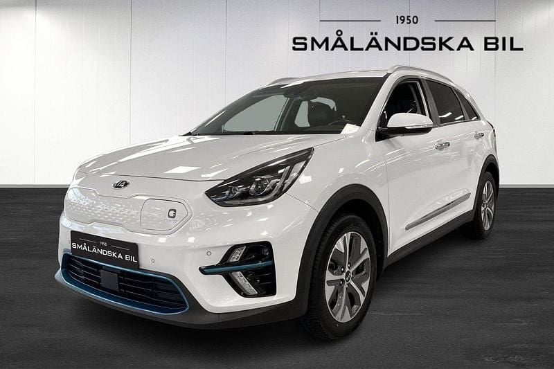 Vit Begagnad 2020 Kia e-Niro Advance SUV | 219 000 kr (Marknadspris) - Bild 1/4
